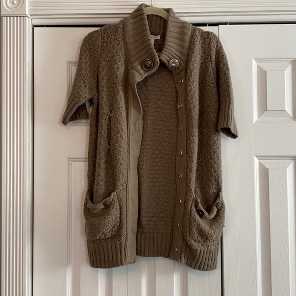 Sweater - Picture 4 of 4